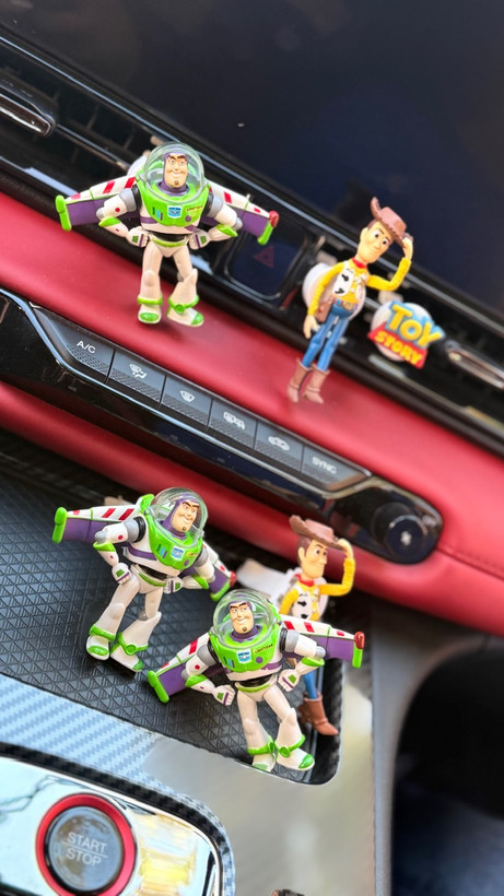 خوشبو کننده خودرو طرح Toy Story بسته سه عددی